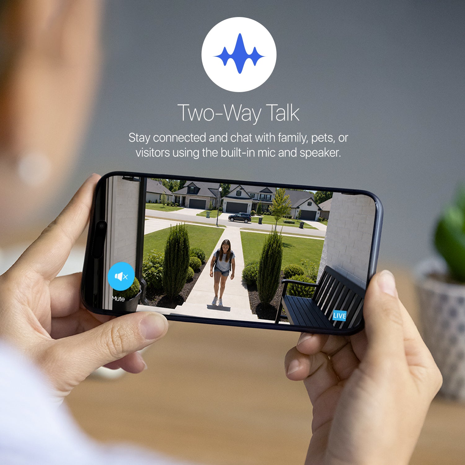 AMLINK 4MP Light Bulb WiFi Indoor/Outdoor Camera, Human Detection, Pan/Tilt, IP45, AI Night Color, 2.4GHz/5GHz Dual Band Camera, NDAA Compliant, Supports MicroSD Storage up 128GB, AL4M-L411W